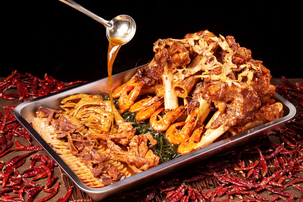 疫情餐饮突围，卤武士棒棒骨引领风潮，成逆势增长黑马